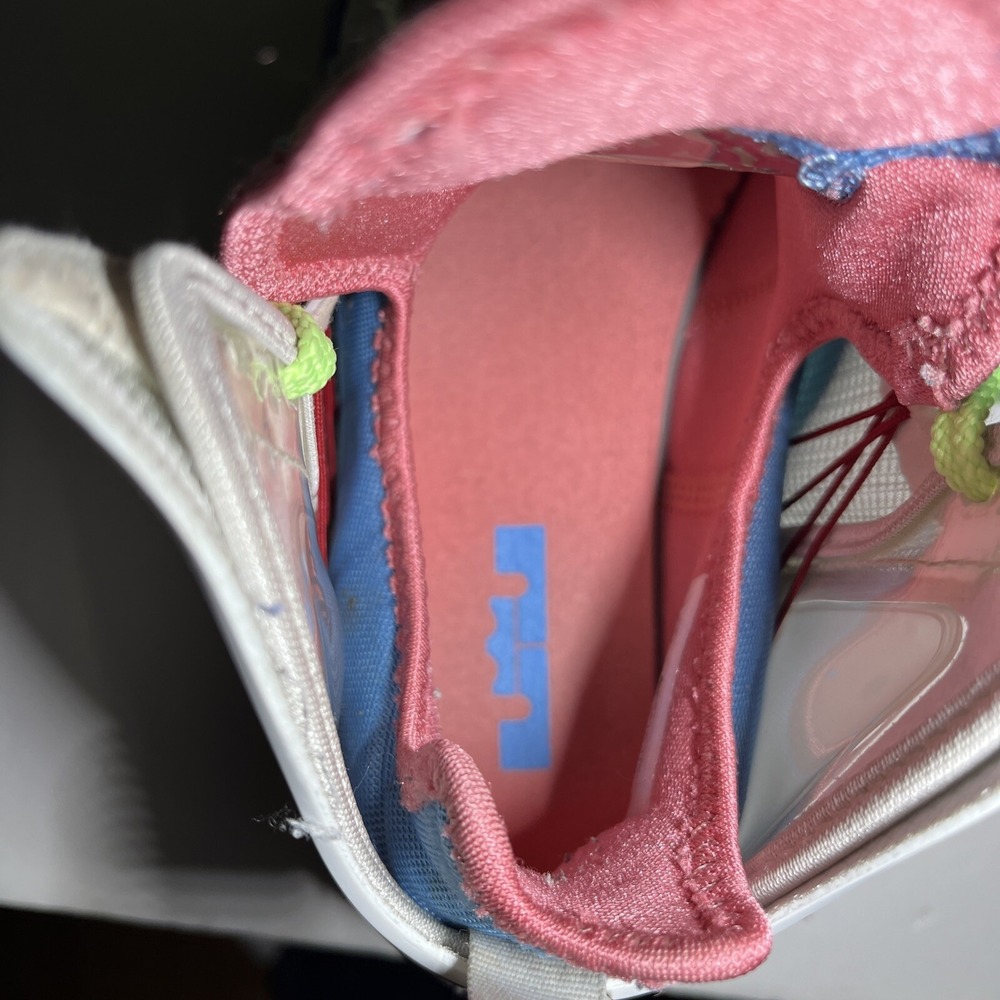 Nike LeBron XIX 19 Size 3.5Y Tropical Dutch Blu Pomegranate Lime Glow DC9339-400 - Picture 9 of 10